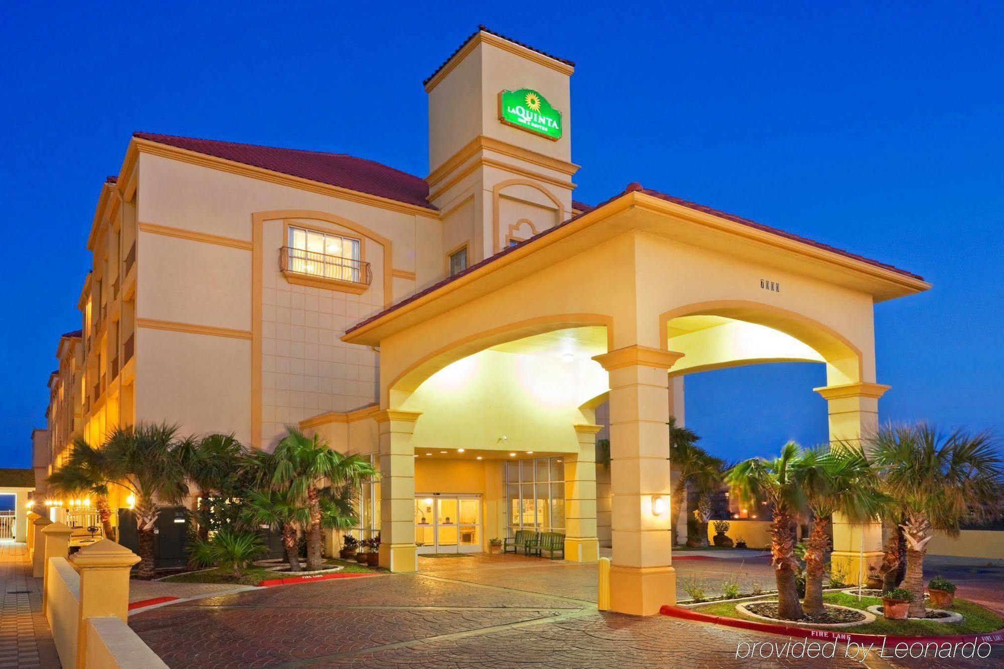 HOTEL LA QUINTA INN & SUITES BY WYNDHAM SOUTH PADRE ISLAND BEACH SOUTH  PADRE ISLAND, TX 3* (United States) - from US$ 119 | BOOKED